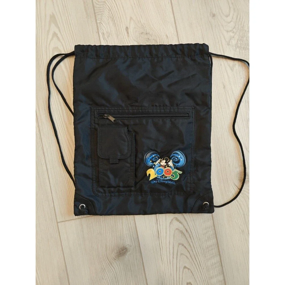 Vintage Walt Disney World  Mickey Black Cinch Drawstring Sack-Bag Travel
